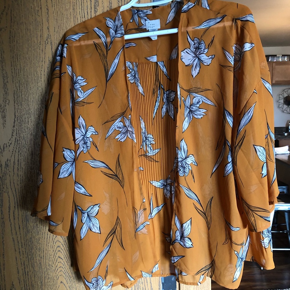 Light Floral Cardigan